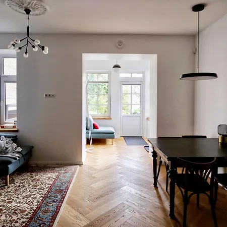 Апартаменты New! Warm And Cosy With Private Entrance And Parking In A Center Вильнюс