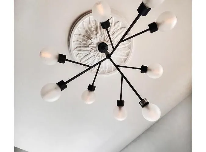 アパート New! Warm And Cosy With Private Entrance And Parking In A Center *